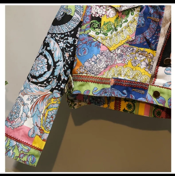 ❤️SOLD ♥️NWT Fur short is Embroidery Denim Jacket. XL. - Picture 7 of 15